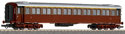 Passenger car 1st class<br /><a href='images/pictures/Roco/45695.jpg' target='_blank'>Full size image</a>
